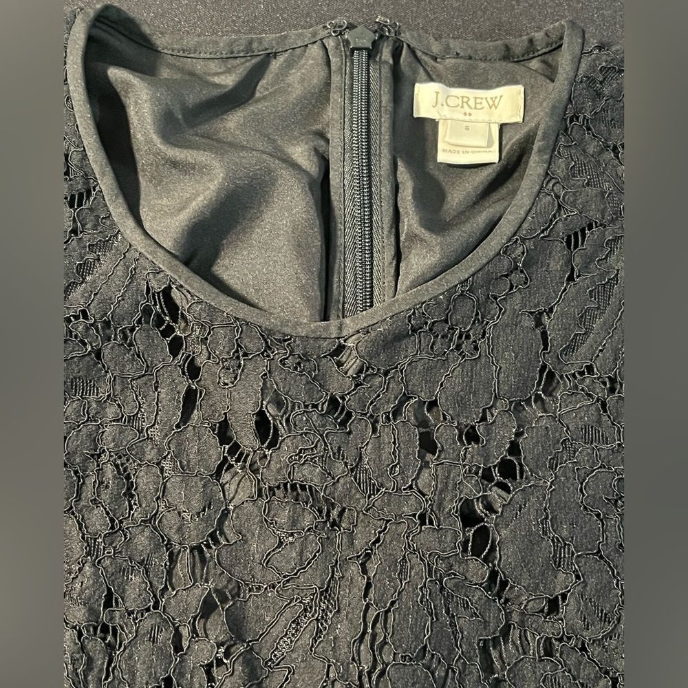 J Crew size 6 black lace sleeveless top with zip back EUC - Picture 8 of 10
